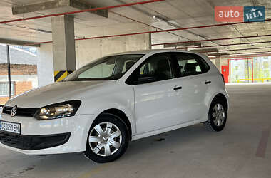 Хэтчбек Volkswagen Polo 2009 в 