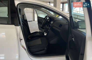 Хэтчбек Volkswagen Polo 2009 в 