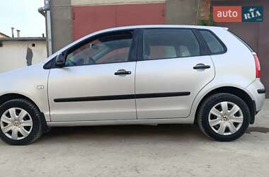 Хетчбек Volkswagen Polo 2003 в 