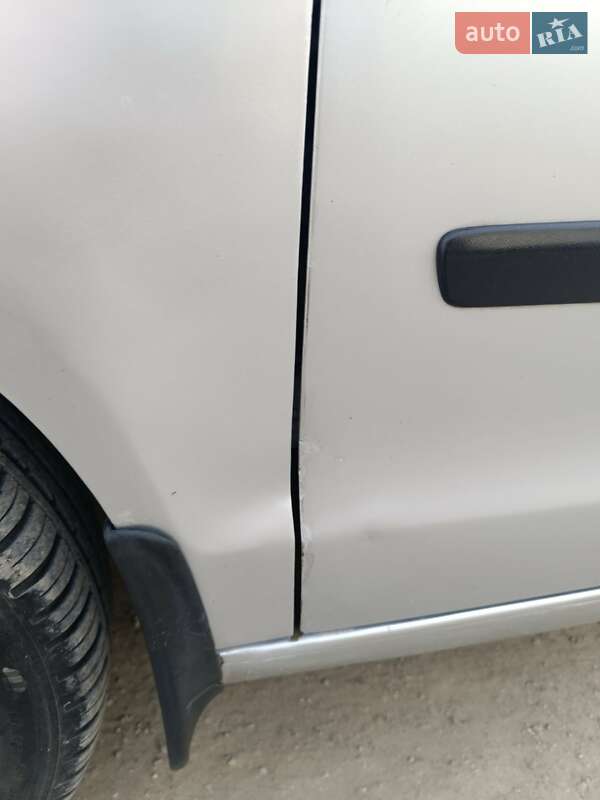 Хетчбек Volkswagen Polo 2003 в Тернополі