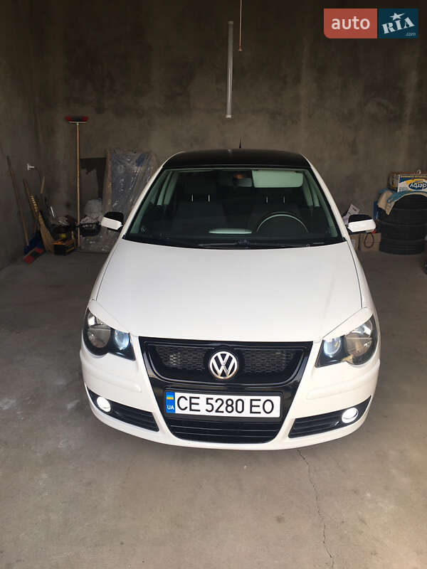 Хетчбек Volkswagen Polo 2007 в Чернівцях