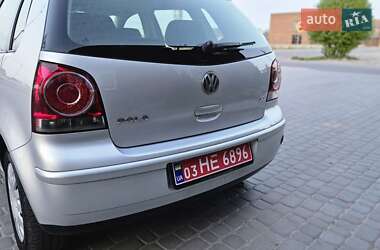 Хетчбек Volkswagen Polo 2009 в 