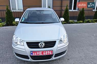 Хетчбек Volkswagen Polo 2009 в 
