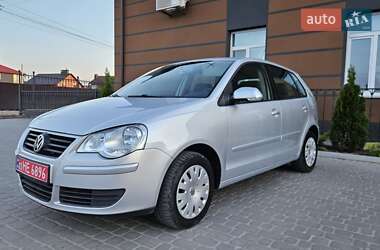 Хетчбек Volkswagen Polo 2009 в 