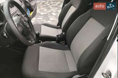 Хетчбек Volkswagen Polo 2013 в 