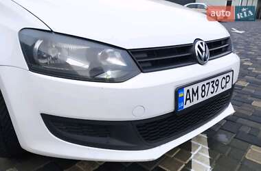 Хетчбек Volkswagen Polo 2013 в 