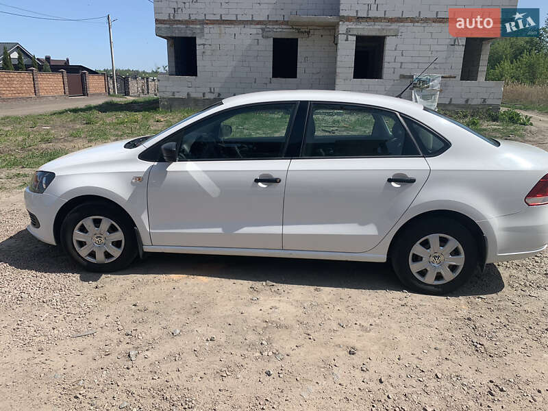 Седан Volkswagen Polo 2012 в Житомирі