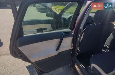 Хэтчбек Volkswagen Polo 2003 в 