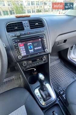 Хэтчбек Volkswagen Polo 2012 в 