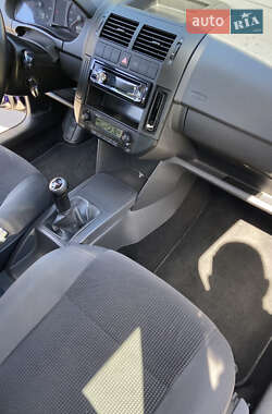 Хетчбек Volkswagen Polo 2008 в 