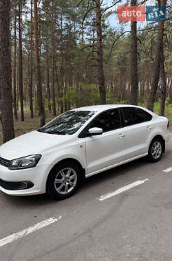 Седан Volkswagen Polo 2013 в 