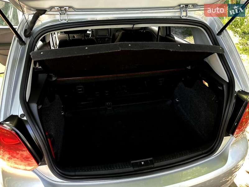 Хэтчбек Volkswagen Polo 2013 в Яворове