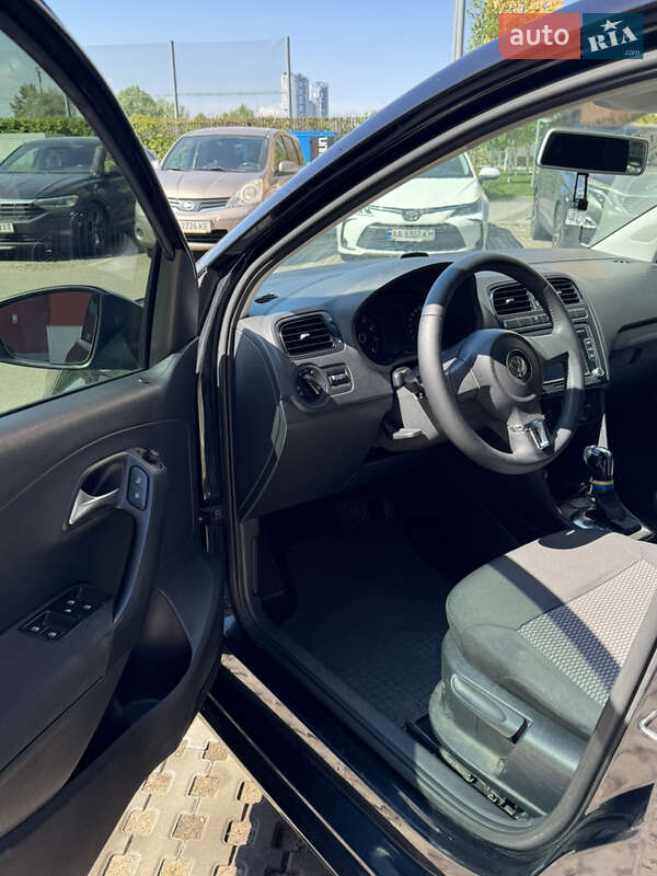 Хетчбек Volkswagen Polo 2010 в Києві
