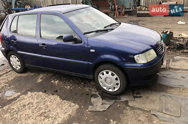 Хэтчбек Volkswagen Polo 2000 в Карловке