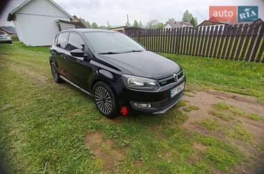 Хэтчбек Volkswagen Polo 2011 в 