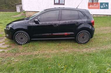 Хэтчбек Volkswagen Polo 2011 в 