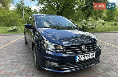 Седан Volkswagen Polo 2017 в Кропивницькому
