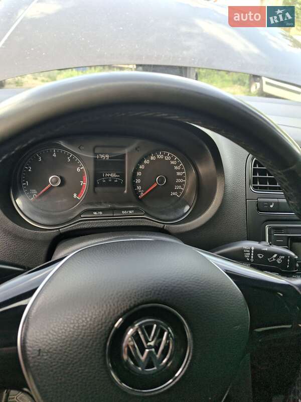 Седан Volkswagen Polo 2018 в Хмельницькому