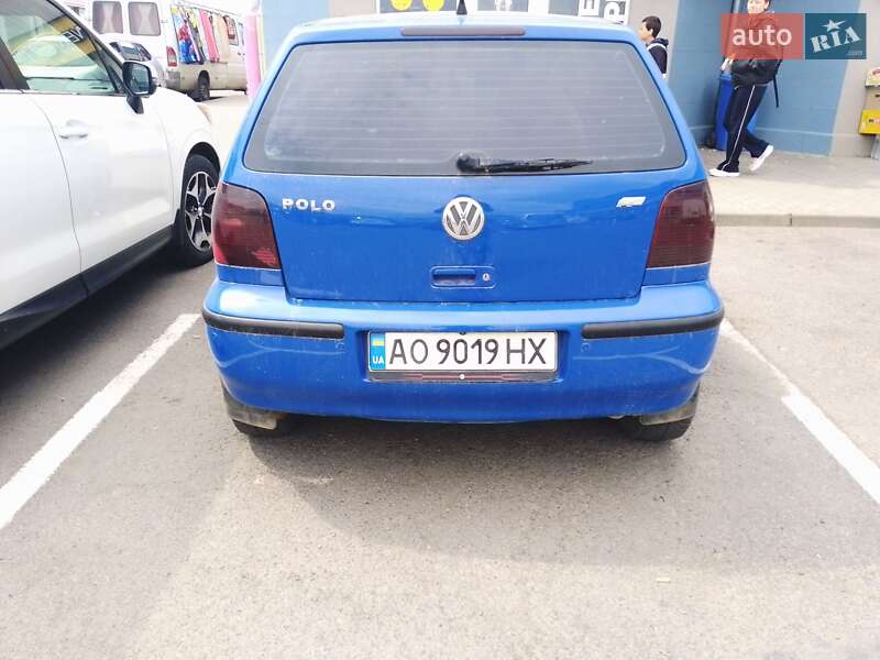 Хэтчбек Volkswagen Polo 2000 в Мукачево