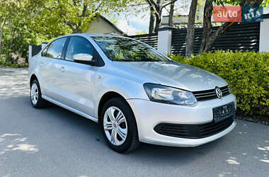 Седан Volkswagen Polo 2012 в Киеве
