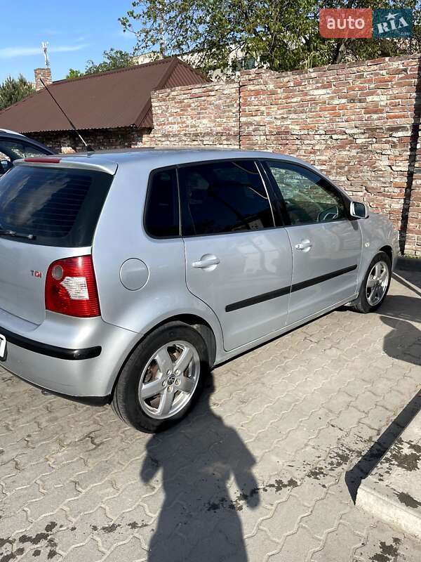 Хэтчбек Volkswagen Polo 2001 в Львове