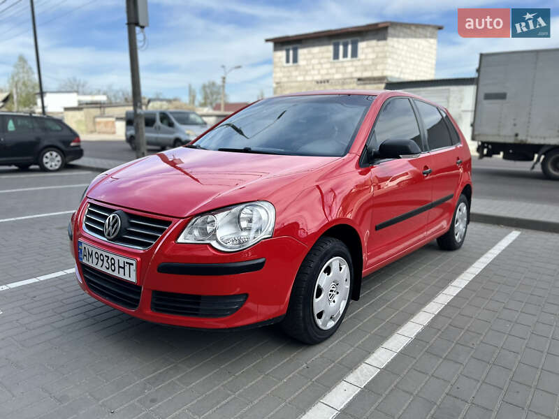 Хетчбек Volkswagen Polo 2007 в 