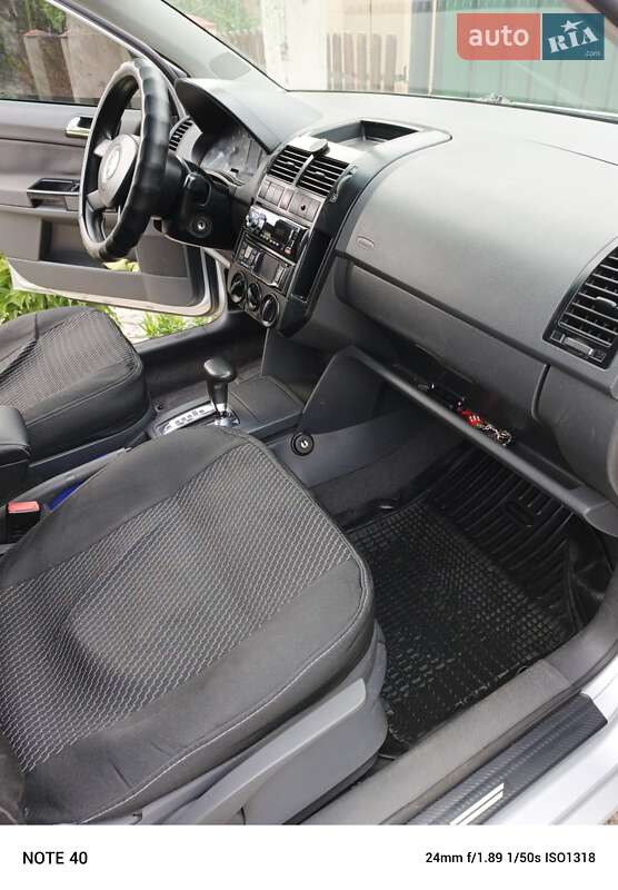 Хетчбек Volkswagen Polo 2003 в Ватутіному