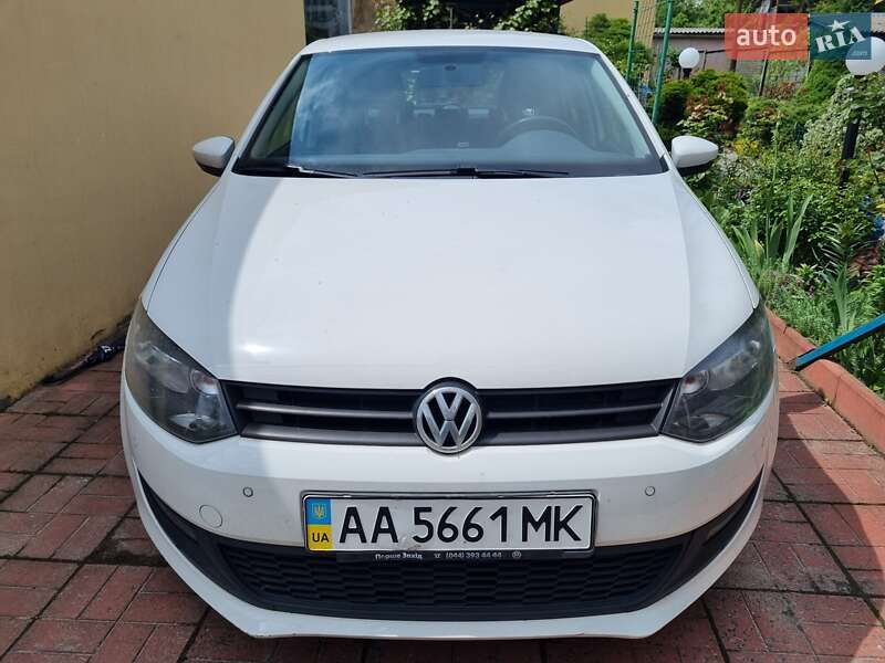 Хетчбек Volkswagen Polo 2012 в 