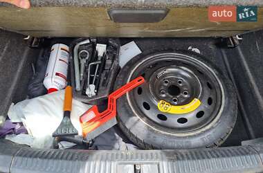Хетчбек Volkswagen Polo 2012 в 
