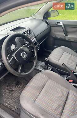 Хетчбек Volkswagen Polo 2005 в 