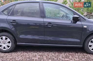 Седан Volkswagen Polo 2012 в Івано-Франківську