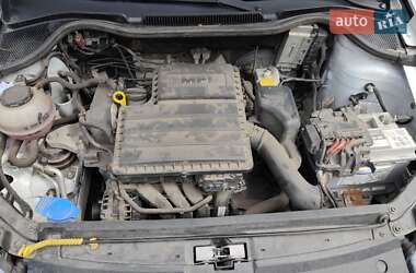Седан Volkswagen Polo 2019 в 