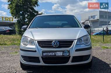 Хетчбек Volkswagen Polo 2008 в 