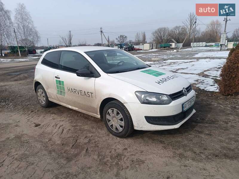 Хэтчбек Volkswagen Polo 2014 в 