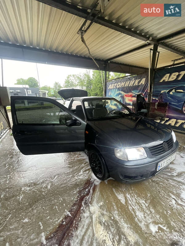 Хэтчбек Volkswagen Polo 2000 в Калуше