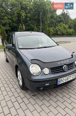 Хетчбек Volkswagen Polo 2003 в 