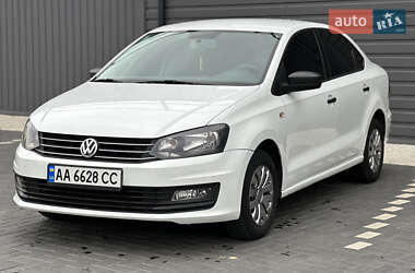 Седан Volkswagen Polo 2018 в Кропивницком
