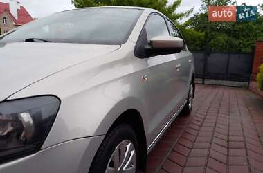 Седан Volkswagen Polo 2013 в 