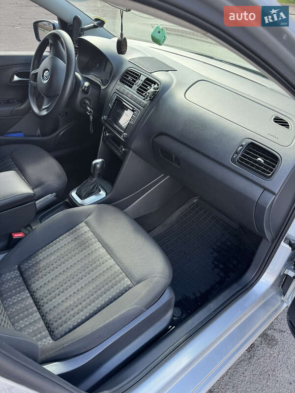 Седан Volkswagen Polo 2017 в Ніжині