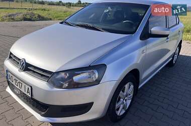 Седан Volkswagen Polo 2011 в Тячеве