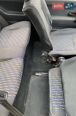 Хэтчбек Volkswagen Polo 1991 в 