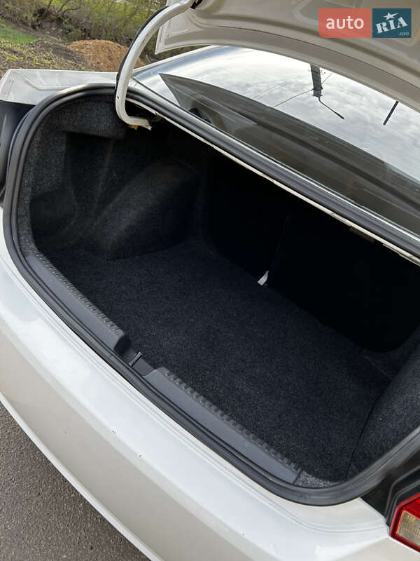 Седан Volkswagen Polo 2012 в Харкові