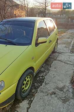 Хетчбек Volkswagen Polo 1999 в 