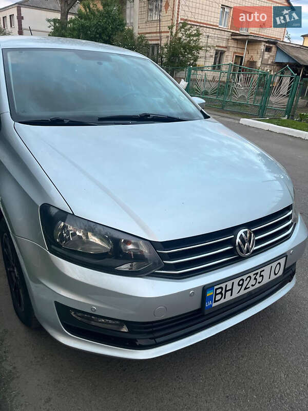 Седан Volkswagen Polo 2016 в Здолбунове