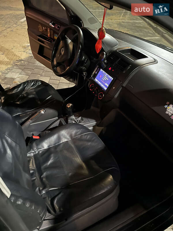 Хэтчбек Volkswagen Polo 2009 в Виннице