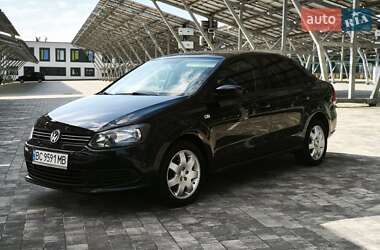 Седан Volkswagen Polo 2013 в 