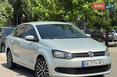 Седан Volkswagen Polo 2012 в Днепре