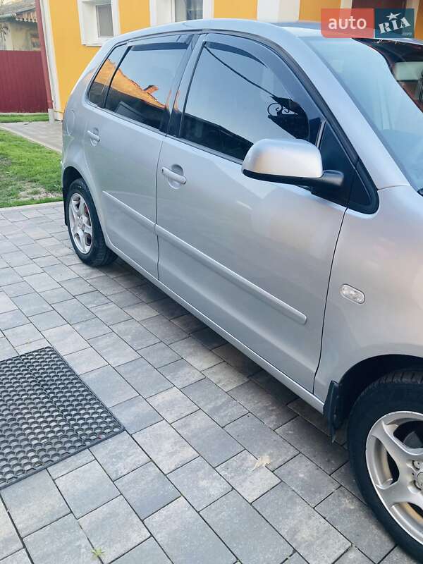 Хетчбек Volkswagen Polo 2002 в Ходореві