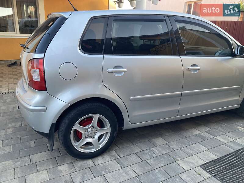 Хетчбек Volkswagen Polo 2002 в Ходореві