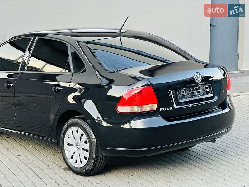 Седан Volkswagen Polo 2011 в Мукачевому
